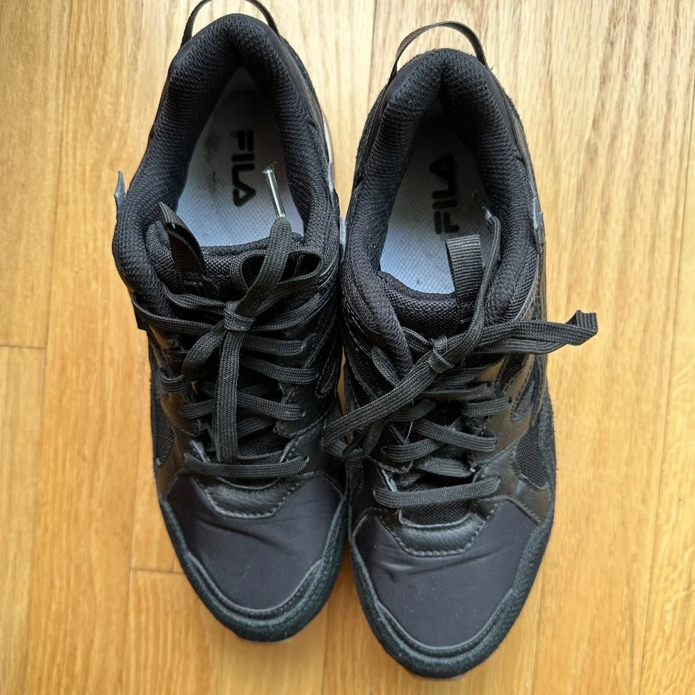 Fila Leather Sneakers Sandenal Orbit Black Size 9 Great Condition